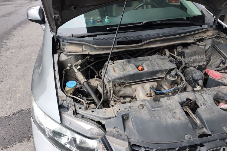 Used Honda Civic 2014 1.8L Automatic Classic Edition Engine Bay Right