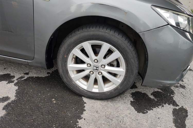 Used Honda Civic 2014 1.8L Automatic Classic Edition Right Front Wheel Hub