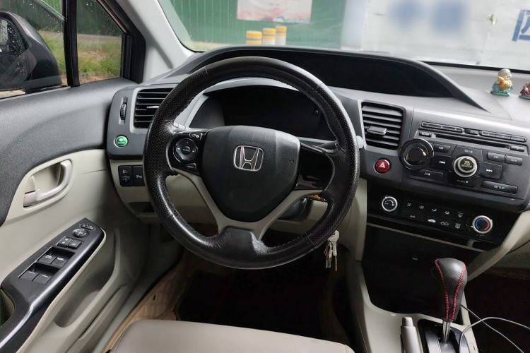 Used Honda Civic 2014 1.8L Automatic Classic Edition Steering Wheel