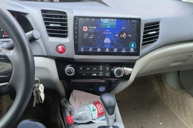 Used Honda Civic 2014 1.8L Automatic Classic Edition Audio And AC Panel