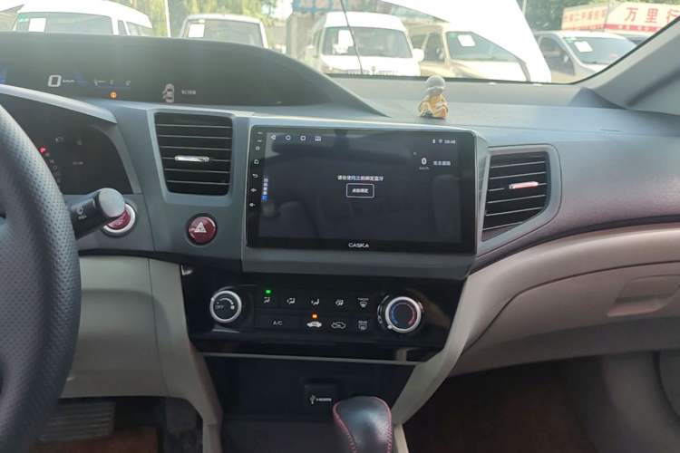 Used Honda Civic 2014 1.8L automatic comfort version Audio And AC Panel