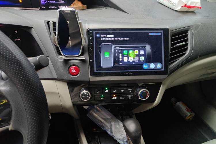 Used Honda Civic 2014 1.8L Automatic Classic Edition Audio And AC Panel