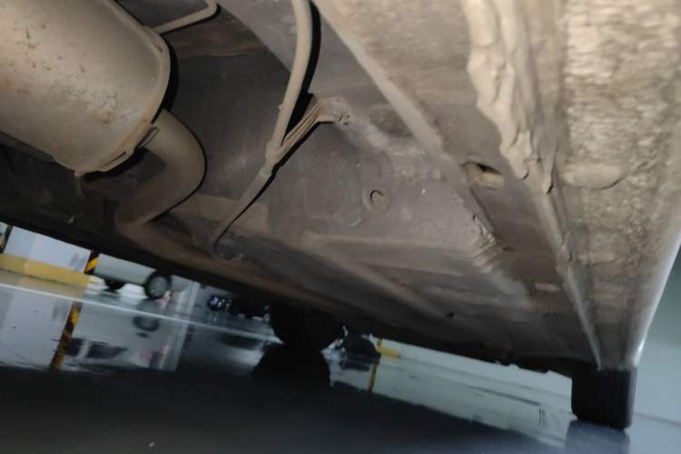 Used Honda Civic 2014 1.8L automatic comfort version Chassis Rear Right