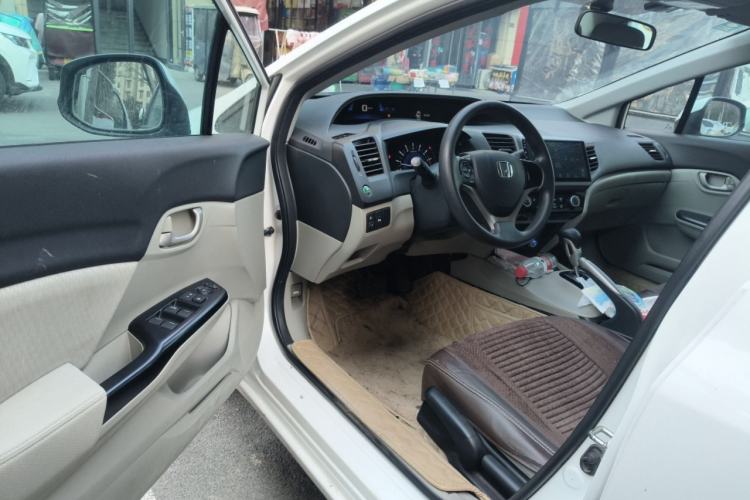 Used Honda Civic 2014 1.8L Automatic Classic Edition Driver Seat