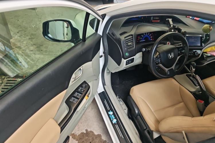 Used Honda Civic 2014 1.8L automatic comfort version Driver Seat