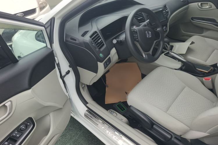 Used Honda Civic 2014 1.8L automatic comfort version Driver Seat