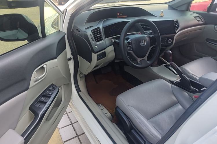 Used Honda Civic 2014 1.8L automatic comfort version Driver Seat