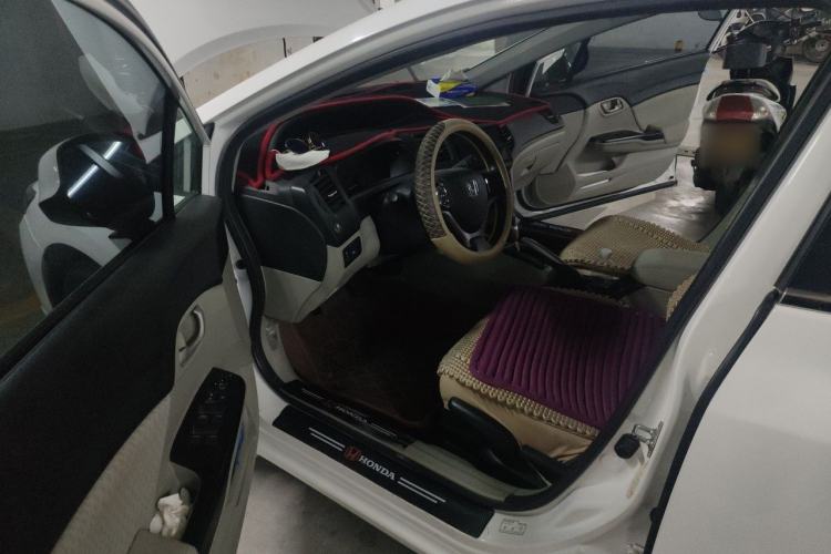 Used Honda Civic 2014 1.8L Automatic Classic Edition Driver Seat