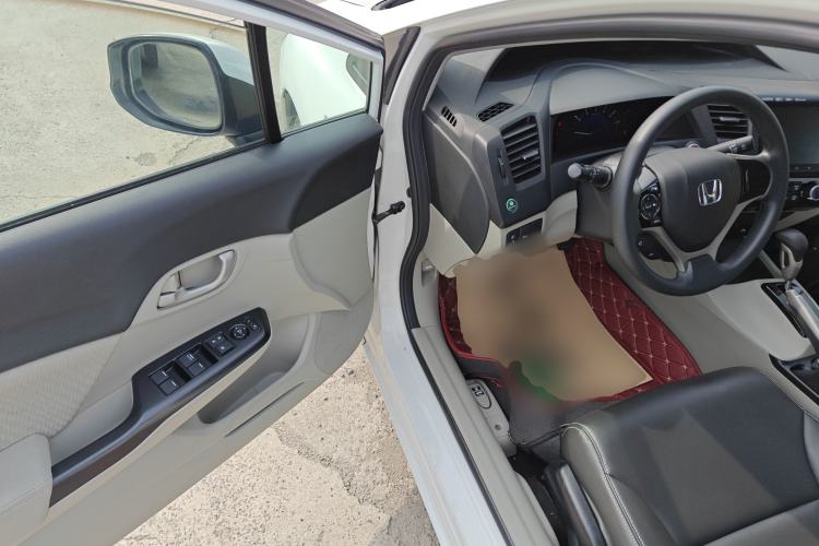 Used Honda Civic 2014 1.8L automatic comfort version Driver Seat