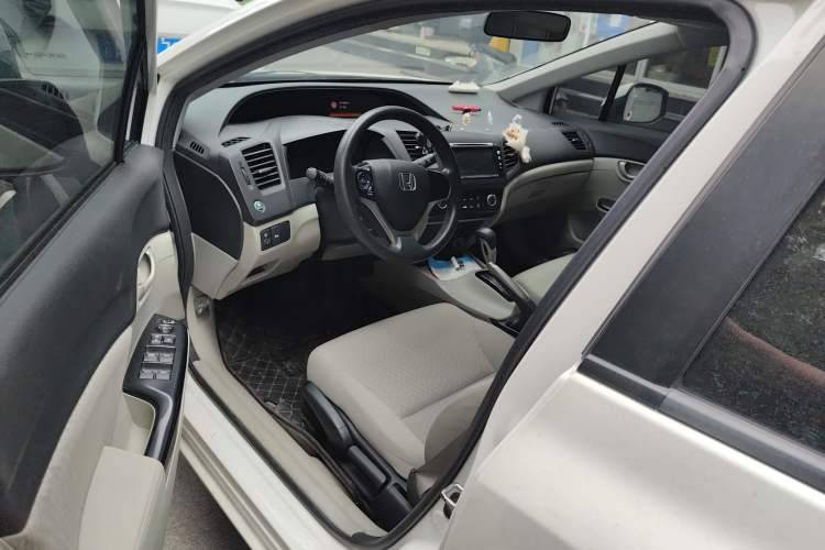 Used Honda Civic 2014 1.8L automatic comfort version Driver Seat