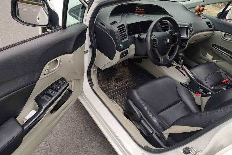 Used Honda Civic 2014 1.8L automatic comfort version Driver Seat