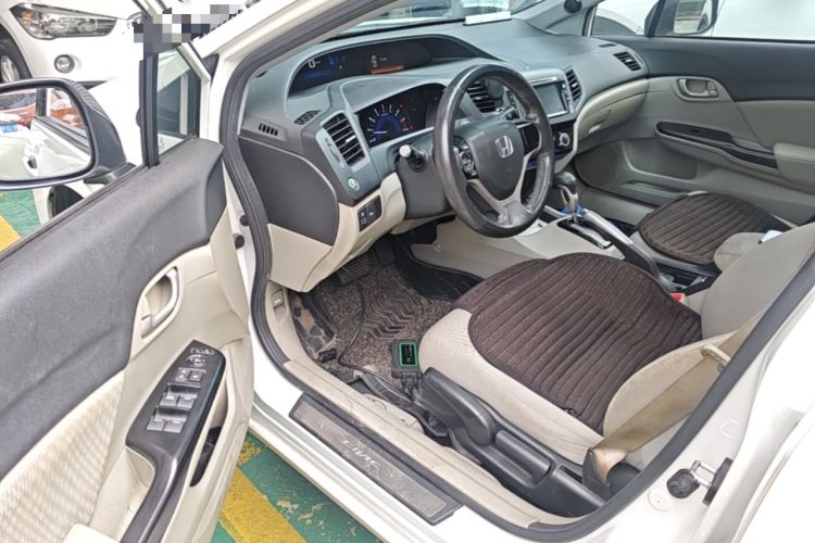 Used Honda Civic 2014 1.8L automatic comfort version Driver Seat
