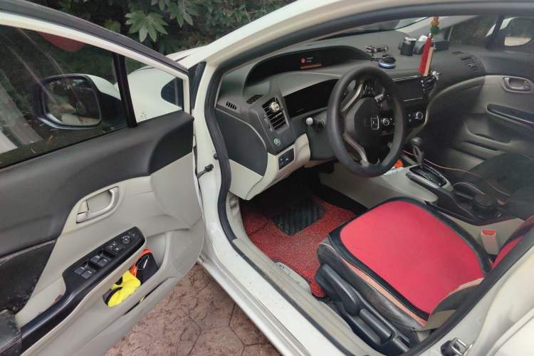 Used Honda Civic 2014 1.8L automatic comfort version Driver Seat