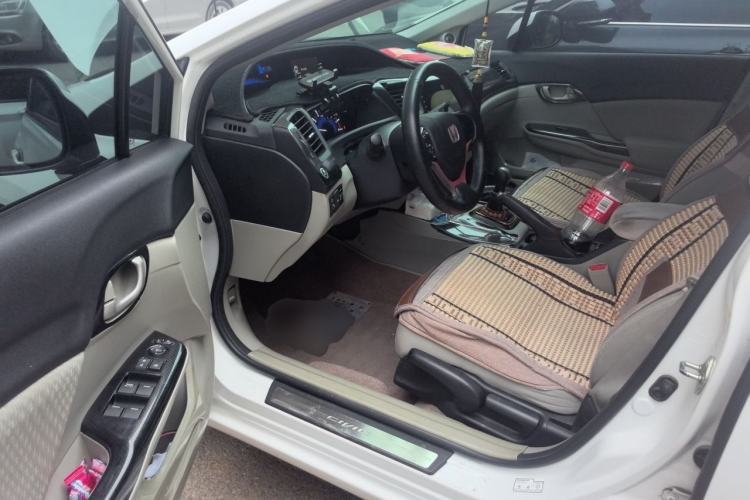 Used Honda Civic 2014 1.8L Manual Classic Edition Driver Seat