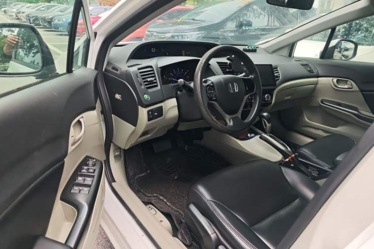Used Honda Civic 2014 1.8L automatic comfort version Driver Seat