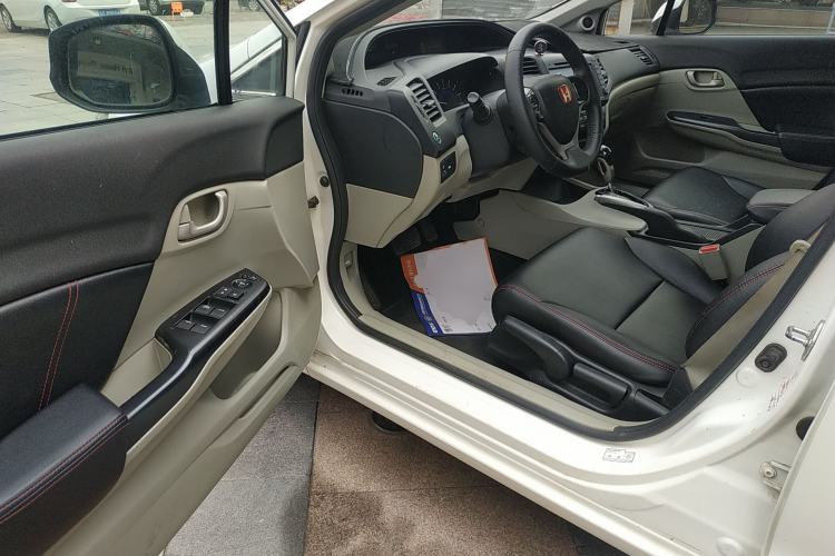 Used Honda Civic 2014 1.8L automatic comfort version Driver Seat