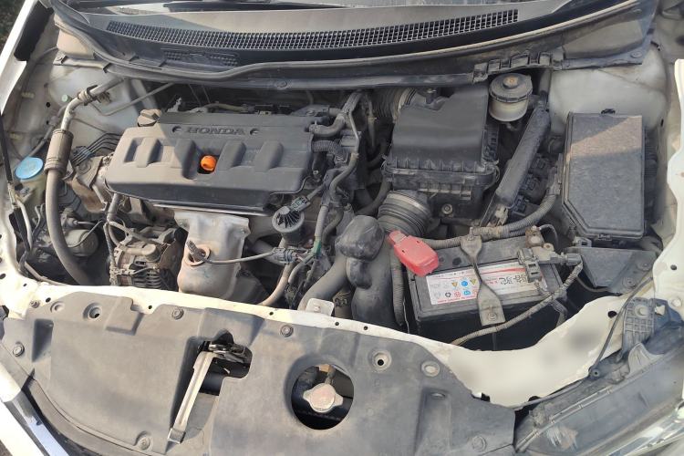 Used Honda Civic 2014 1.8L automatic comfort version Engine Bay