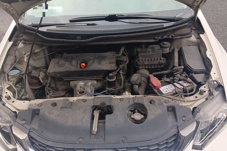 Used Honda Civic 2014 1.8L automatic comfort version Engine Bay