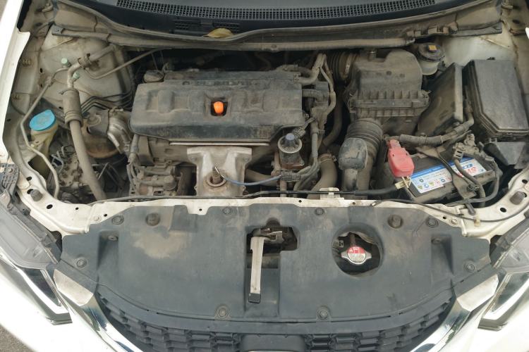Used Honda Civic 2014 1.8L automatic comfort version Engine Bay