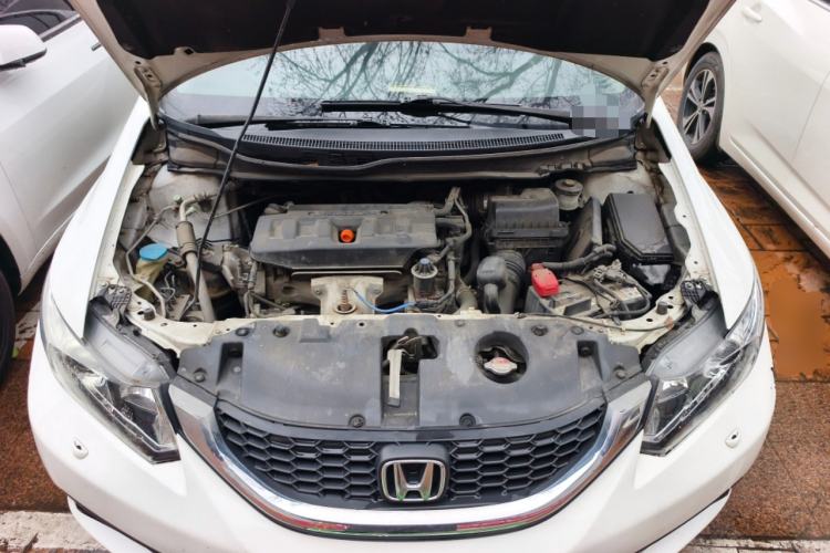 Used Honda Civic 2014 1.8L automatic luxury edition Engine Bay