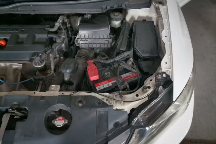 Used Honda Civic 2014 1.8L Automatic Classic Edition Engine Bay Left