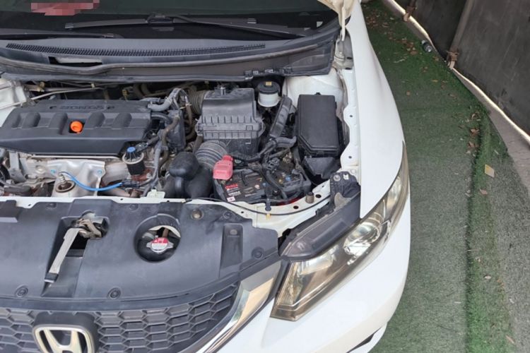 Used Honda Civic 2014 1.8L Automatic Classic Edition Engine Bay Left