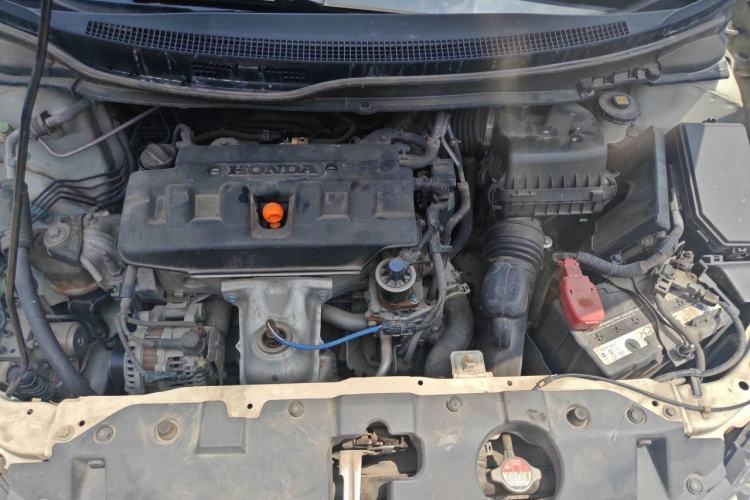 Used Honda Civic 2014 1.8L automatic luxury edition Engine Bay