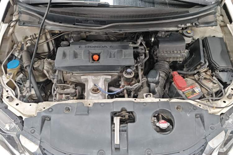 Used Honda Civic 2014 1.8L Automatic Classic Edition Engine Bay