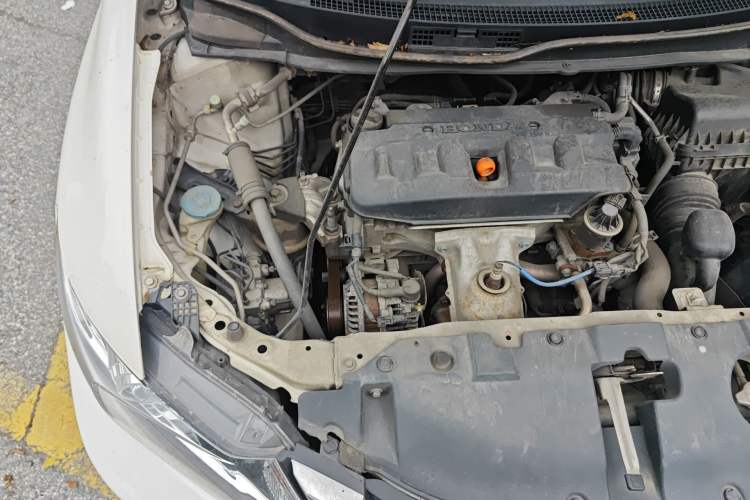 Used Honda Civic 2014 1.8L Automatic Classic Edition Engine Bay Right