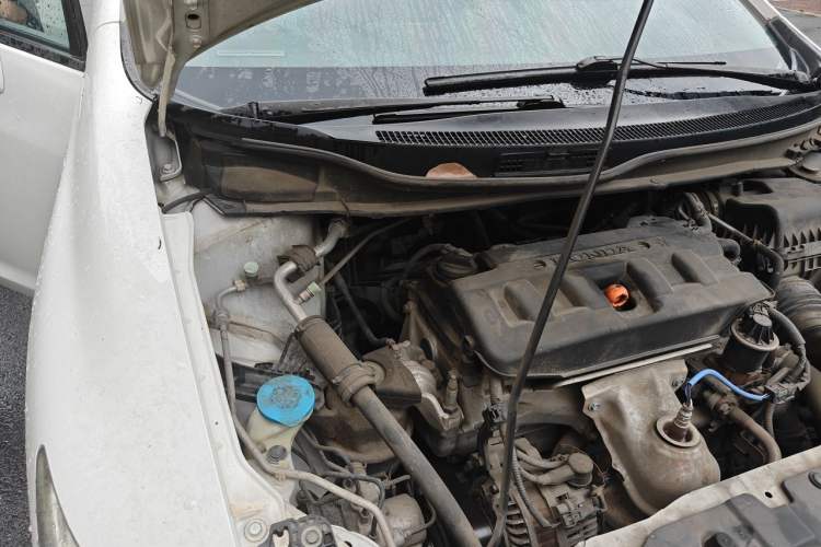 Used Honda Civic 2014 1.8L Automatic Classic Edition Engine Bay Right