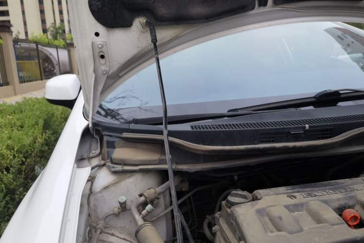 Used Honda Civic 2014 1.8L manual Comfort version Engine Bay Right
