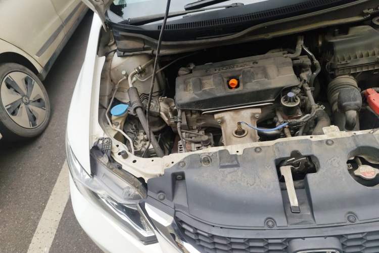 Used Honda Civic 2014 1.8L Automatic Classic Edition Engine Bay Right