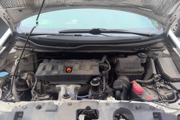 Used Honda Civic 2014 1.8L Manual Classic Edition Engine Bay