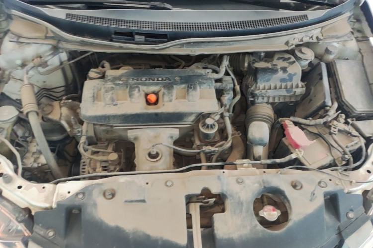 Used Honda Civic 2014 1.8L Manual Classic Edition Engine Bay