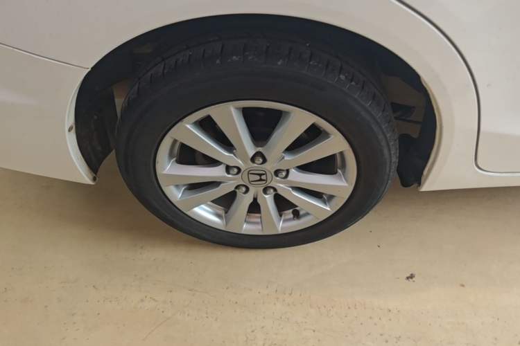 Used Honda Civic 2014 1.8L Automatic Classic Edition Exterior 3