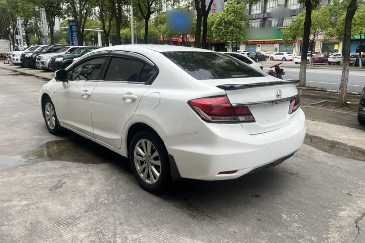 Used Honda Civic 2014 1.8L automatic comfort version Exterior 3