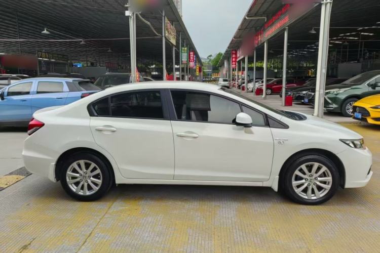 Used Honda Civic 2014 1.8L Automatic Classic Edition Exterior 4