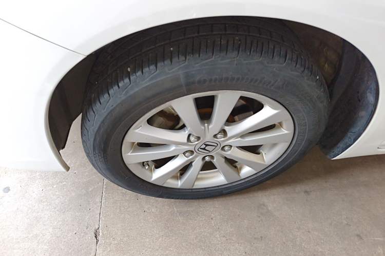 Used Honda Civic 2014 1.8L automatic comfort version Exterior 4