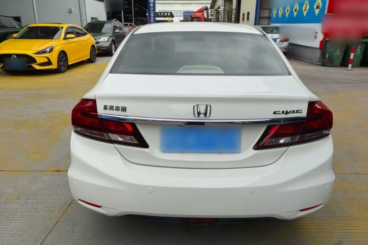 Used Honda Civic 2014 1.8L Automatic Classic Edition Exterior 5