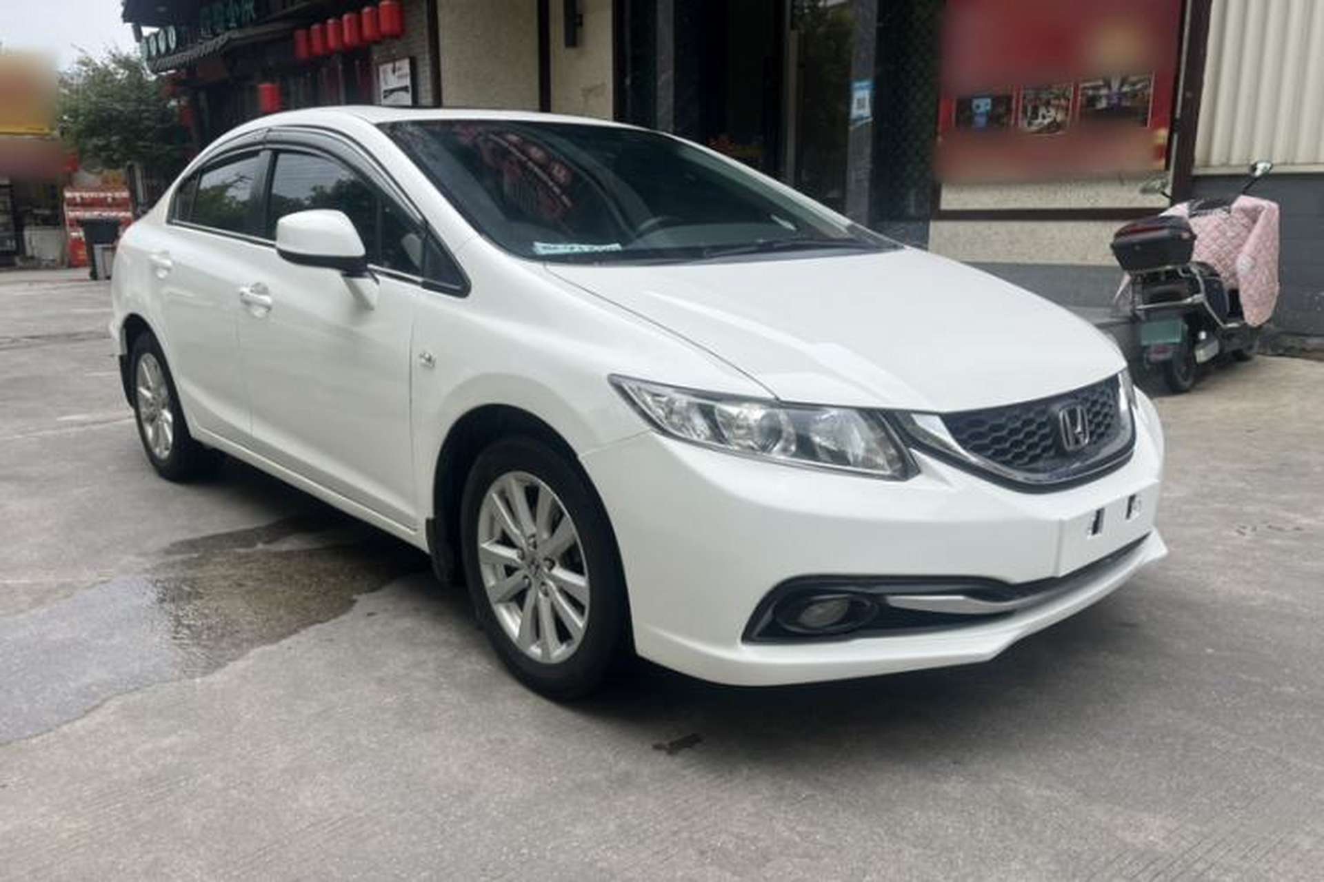 Used Honda Civic 2014 1.8L automatic comfort version Exterior 5