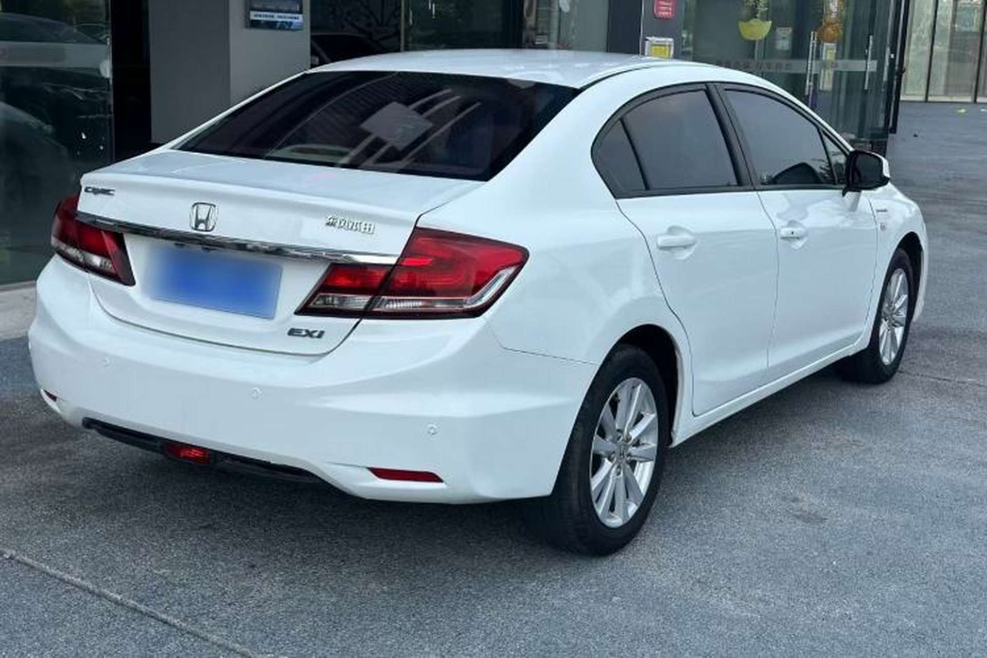Used Honda Civic 2014 1.8L automatic comfort version Exterior 5