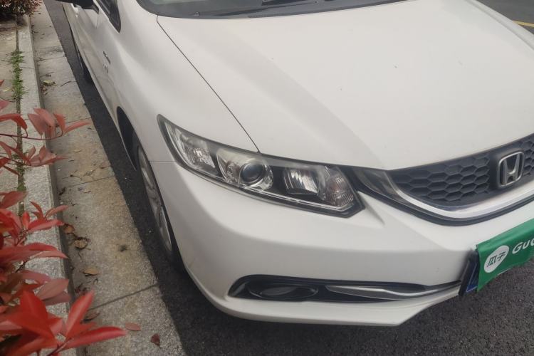 Used Honda Civic 2014 1.8L manual Comfort version Exterior 6