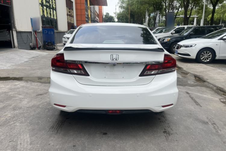 Used Honda Civic 2014 1.8L automatic comfort version Exterior 6