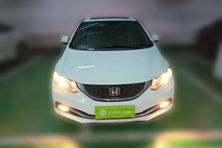 Used Honda Civic 2014 1.8L automatic comfort version Front