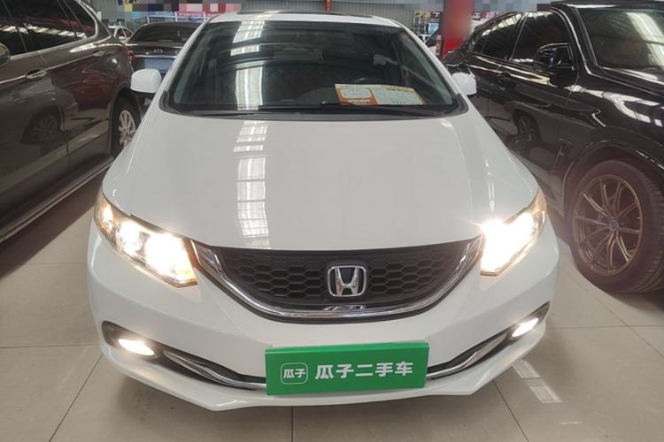 Used Honda Civic 2014 1.8L automatic comfort version Front