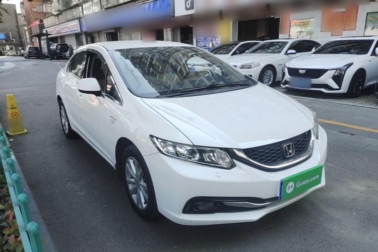Used Honda Civic 2014 1.8L Automatic Classic Edition Front Right 45 Deg