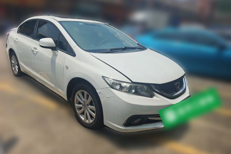 Used Honda Civic 2014 1.8L automatic comfort version Front Right 45 Deg