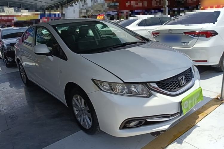 Used Honda Civic 2014 1.8L Automatic Classic Edition Front Right 45 Deg