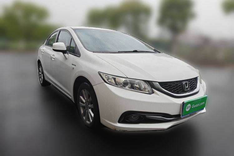Used Honda Civic 2014 1.8L Automatic Classic Edition Front Right 45 Deg