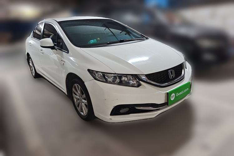 Used Honda Civic 2014 1.8L Automatic Classic Edition Front Right 45 Deg